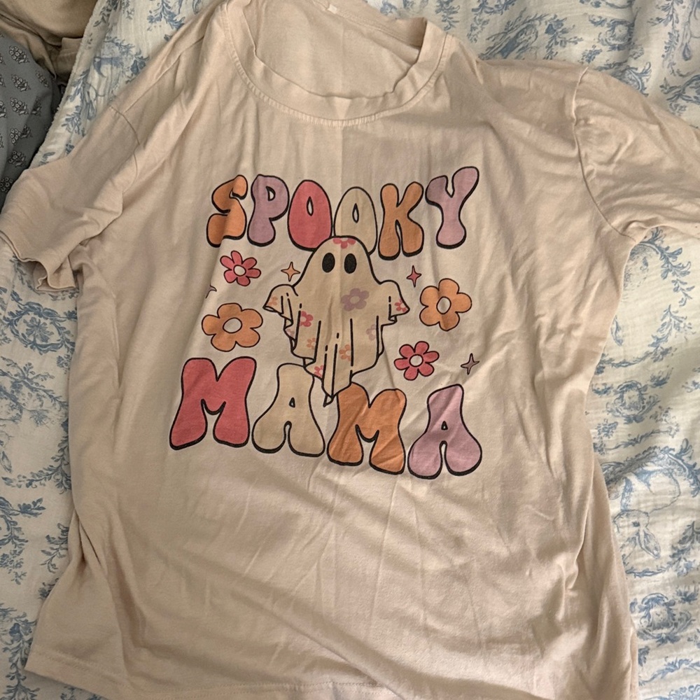 Spooky Mama Graphic Tee - Cream with Pink & Orange Print